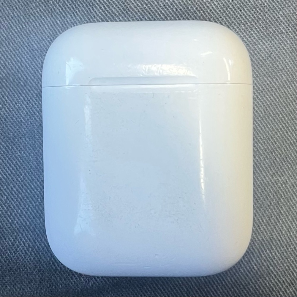 Apple Airpods Charging Case Only